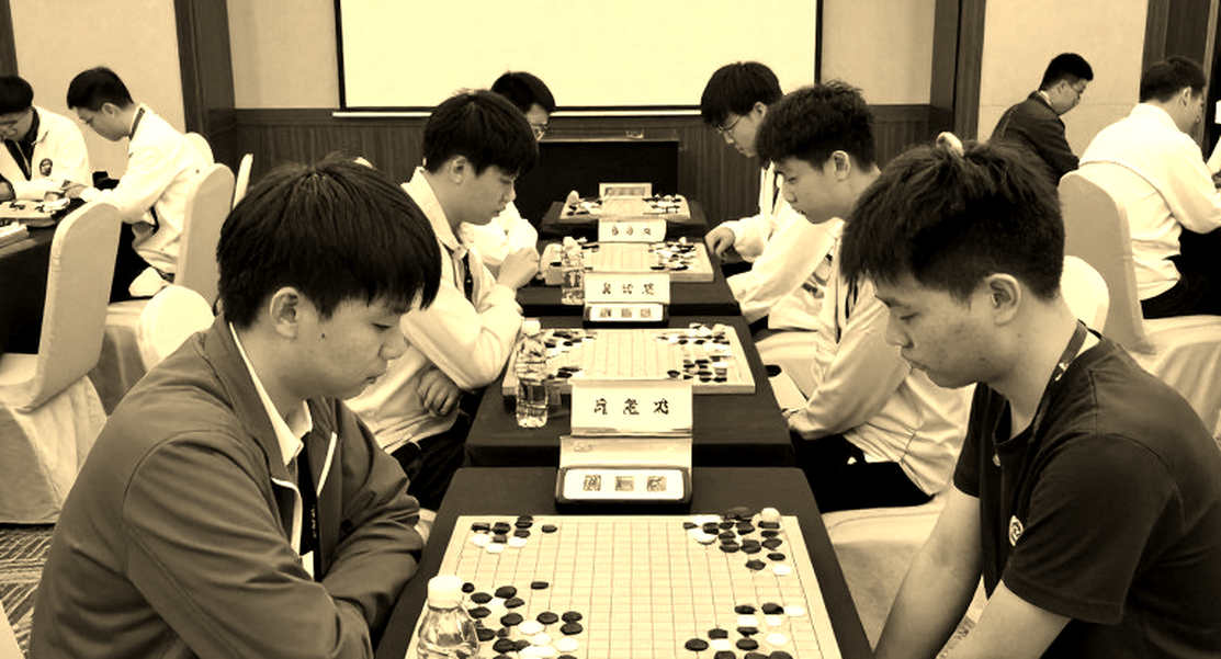 प्राग 2026 की 27 मिनीचर बाज़ियाँ: ChessBase Magazine #225 में दर्ज शतरंज का बदलता स्वभाव